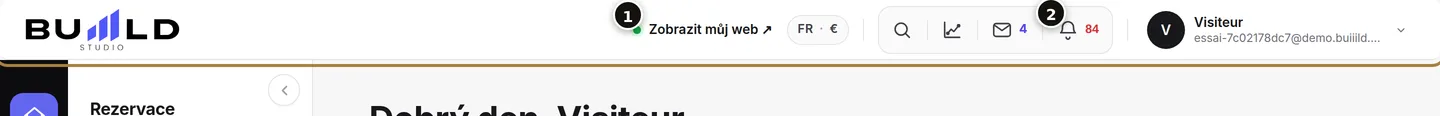 Horní lišta: „Zobrazit můj web“ (1) a zvonek (2).