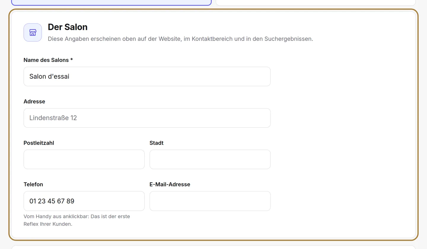 Das Formular: Adresse, Telefon, E-Mail, soziale Netzwerke.
