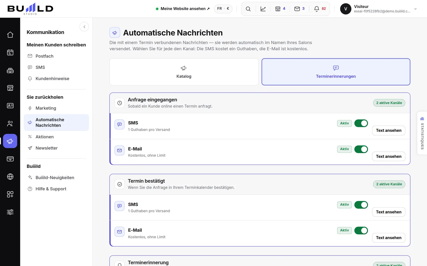 Die automatischen E-Mails.