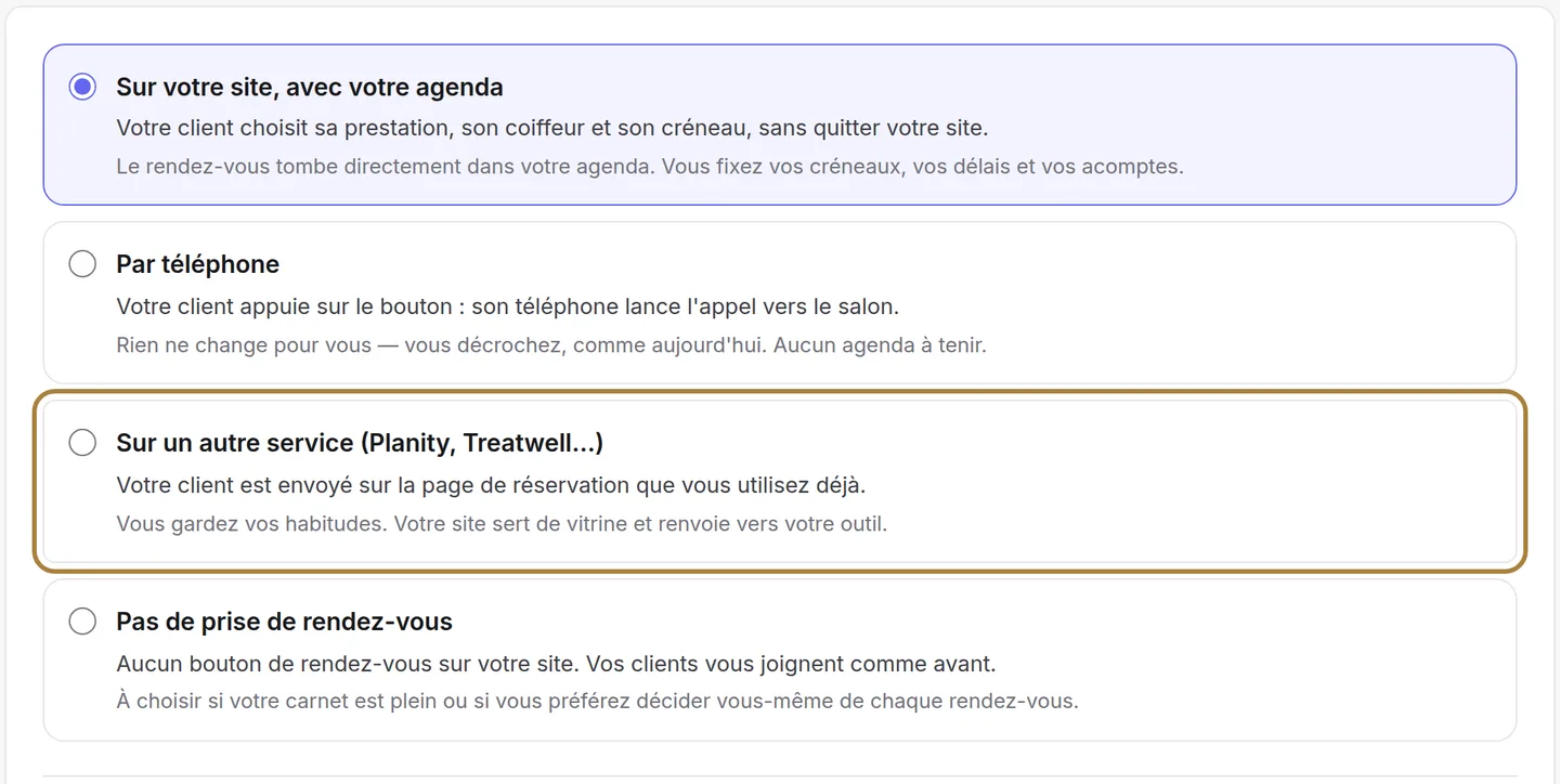 Sur un autre service : votre site renvoie vers votre outil habituel.