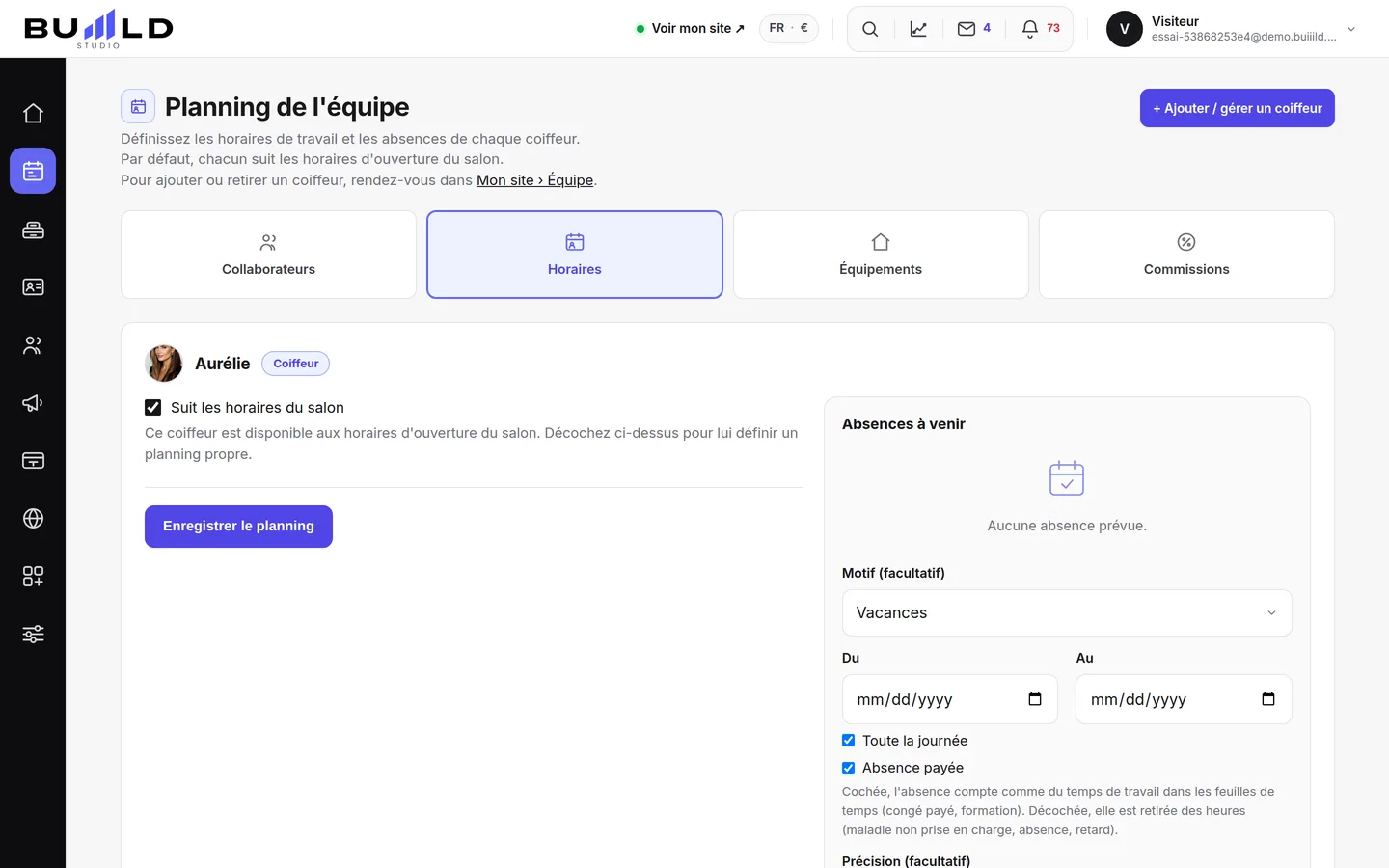 Le planning : une carte par coiffeur.